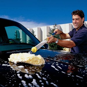 Đồ nghề rửa xe ô tô - Dụng cụ các bác tài cần có