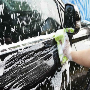 Hướng dẫn rửa xe ô tô đúng chuẩn chuyên gia